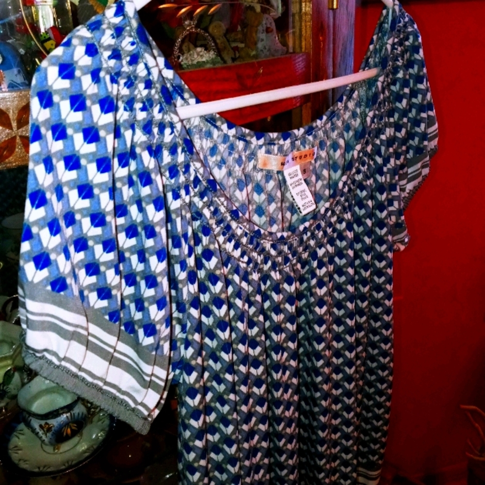 Max studio short sleeved top